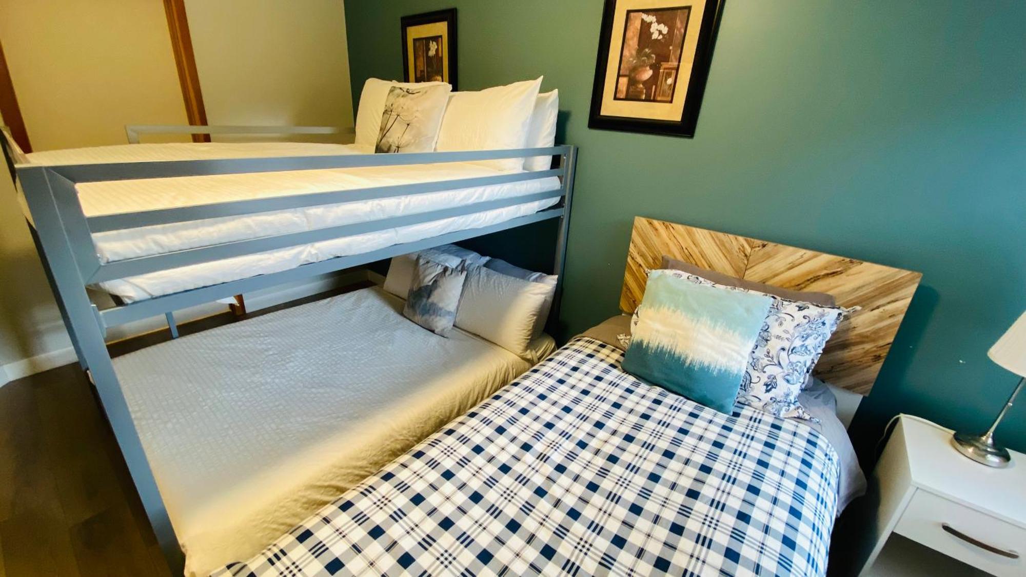 Lux 2Br 5Bd Suite Mountain View! Canmore Exterior foto